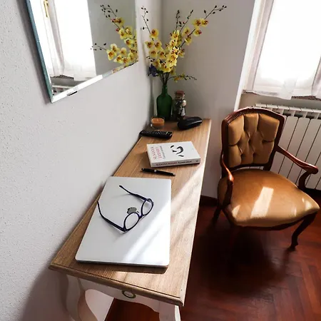 Stea Apartment *